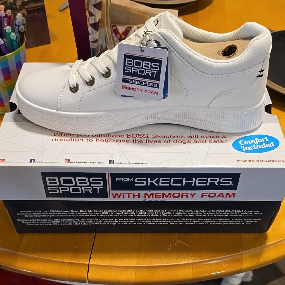 Skechers Mens White Sneakers with Memory Foam